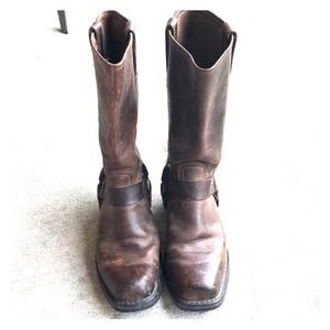 Mid calf pull on Frye boots